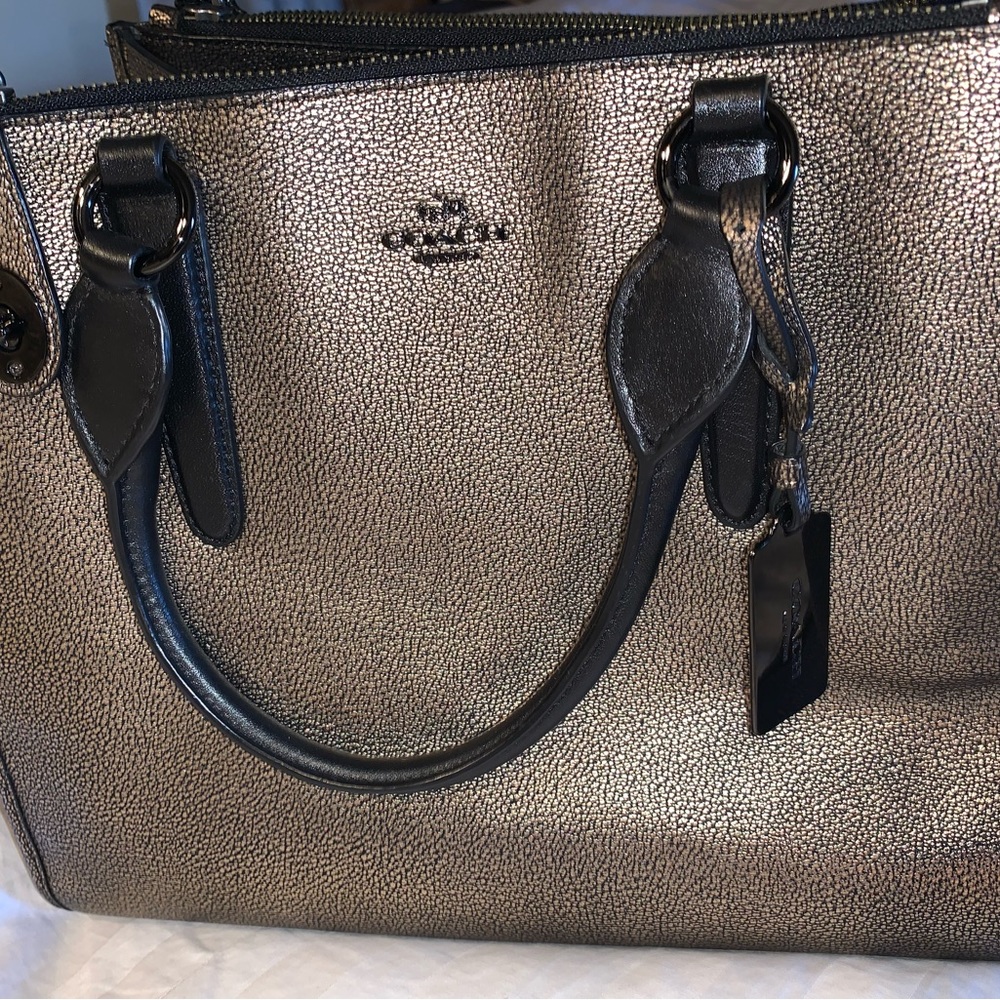 100 authentic Coach handbag!